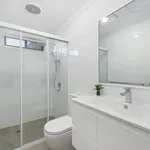 Rent 4 bedroom house in Port Macquarie