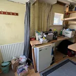 Rent 3 bedroom flat in Wales