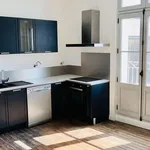 Appartement de 118 m² avec 4 chambre(s) en location à Poitiers