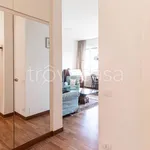 Rent 3 bedroom apartment of 93 m² in Milano