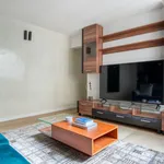 Appartement de 72 m² avec 3 chambre(s) en location à Paris