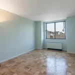 Rent 2 bedroom apartment of 91 m² in New York