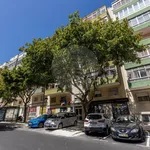 Rent 2 bedroom apartment of 74 m² in Amadora