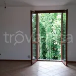 Appartamento in affitto a Trecate viale Conti Cicogna, non arredato/vuoto, balcone, angolo cottura - TrovaCasa