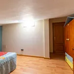 Rent a room in lisbon