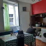 Appartement de 85 m² avec 4 chambre(s) en location à St