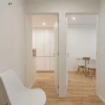 Rent 2 bedroom apartment in Porto