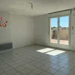 Rent 4 bedroom apartment of 77 m² in Gigean