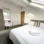 Rent 1 bedroom house in Leeds