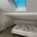 Appartement de 22 m² avec 2 chambre(s) en location à Saint-Étienne