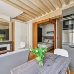 Appartement de 320 m² avec 1 chambre(s) en location à Paris