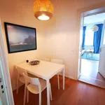 Rent 2 bedroom apartment of 764 m² in Berlin