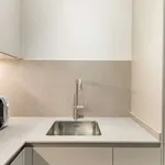 Rent 4 bedroom apartment in barcelona