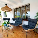 Rent 3 bedroom house of 940 m² in Marbella