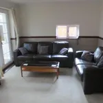 Rent 4 bedroom house in South East England