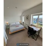 Rent 5 bedroom house in Brighton