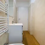 Rent a room of 140 m² in milan