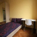 Rent a room of 125 m² in milan