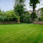 Rent 3 bedroom apartment in Kensington