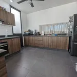 Rent 3 bedroom house of 199 m² in Mérida