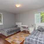 Maison de 1496 m² avec 3 chambre(s) en location à Burnaby