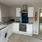 Rent 3 bedroom apartment in South East England