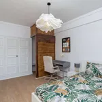 Rent a room in lisbon