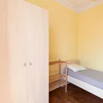 Rent a room in lisbon