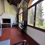 Rent 3 bedroom house of 120 m² in Bagno a Ripoli