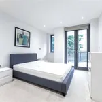 Rent 3 bedroom flat in London