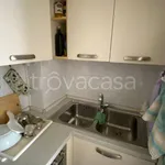 Rent 5 bedroom apartment of 92 m² in Adria