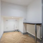 Rent 4 bedroom house in Wales