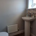 3 bed Mid Terraced House to Let