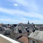 Appartement de 127 m² avec 4 chambre(s) en location à Poitiers