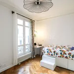 Appartement de 77 m² avec 2 chambre(s) en location à Paris