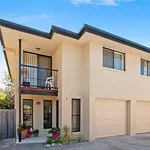 Rent 3 bedroom house in Tweed Heads South