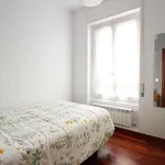 Rent 3 bedroom apartment of 80 m² in madrid