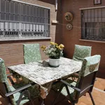 Alquilar 4 dormitorio apartamento en Seville