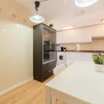 Rent 4 bedroom apartment in Valencia