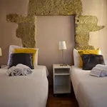 Rent 2 bedroom apartment in Porto