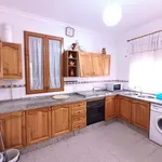 Rent a room of 230 m² in Sevilla