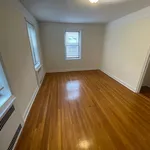 Rent 1 bedroom apartment in Queens