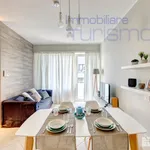 Rent 3 bedroom apartment of 60 m² in Porto