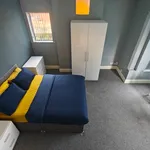 Rent 7 bedroom house in East Midlands