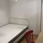 Rent a room in lisbon