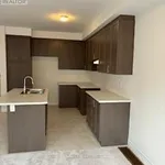 Appartement de 1560 m² avec 3 chambre(s) en location à Oshawa (Kedron)