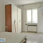 Rent 3 bedroom apartment of 100 m² in Bologna