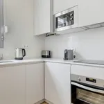 Rent 3 bedroom apartment of 45 m² in Madrid