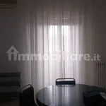 Affitto 5 camera appartamento di 140 m² in Taranto