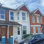 Rent 3 bedroom flat in South East England